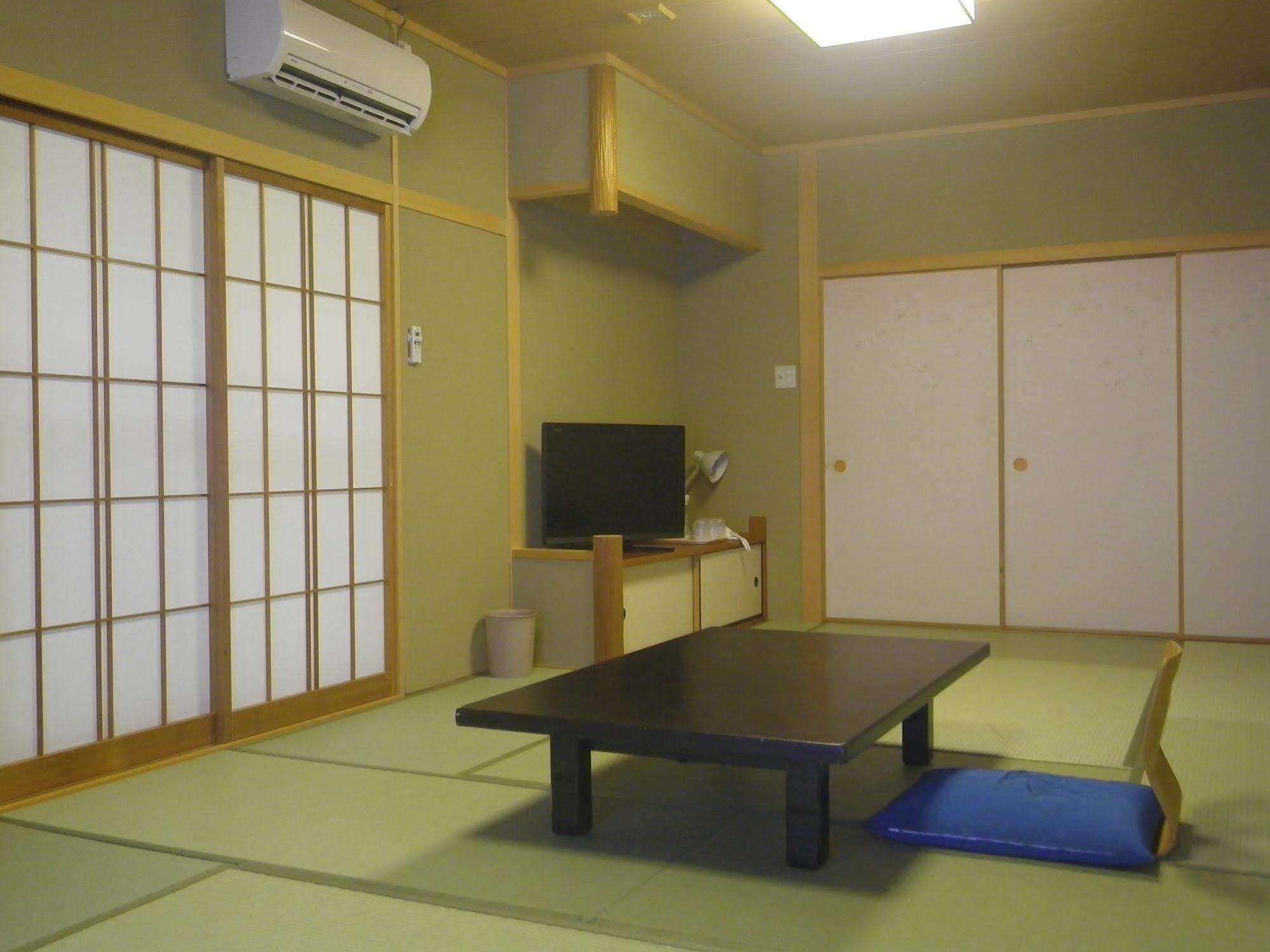 Kanko Hotel Tamaru Nara Buitenkant foto